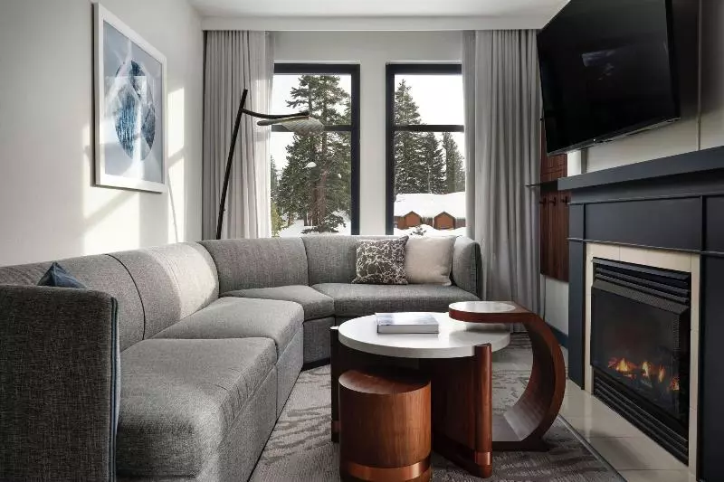 スイート, The Westin Monache Resort, Mammoth