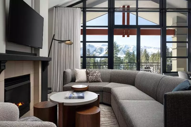 デラックススイート, The Westin Monache Resort, Mammoth