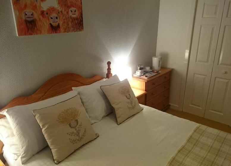 Номер Стандарт Вид на Море, The Castle