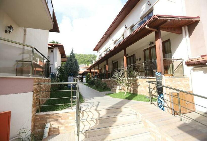 اتاق استاندارد با بالکن, Dolphin Apart