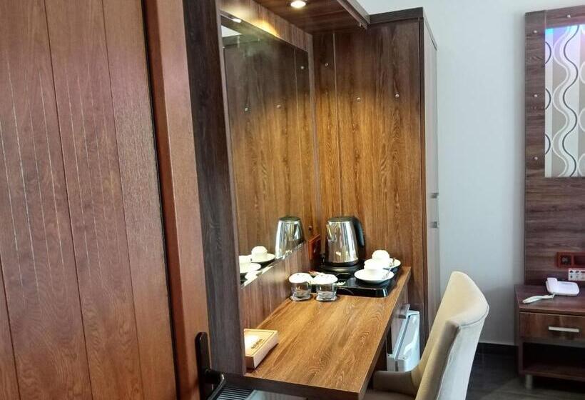 اتاق استاندارد با بالکن, Dolphin Apart