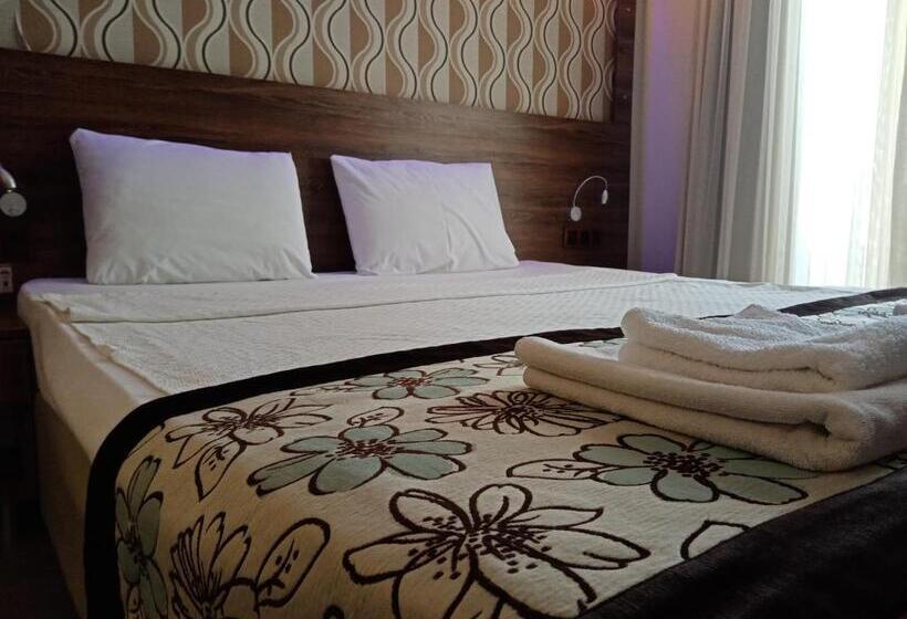 اتاق لوکس با بالکن, Dolphin Apart