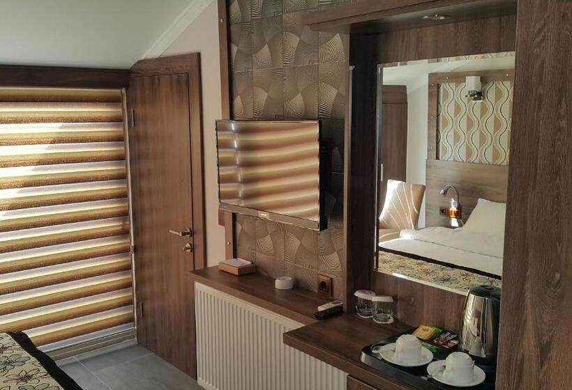 اتاق لوکس با بالکن, Dolphin Apart