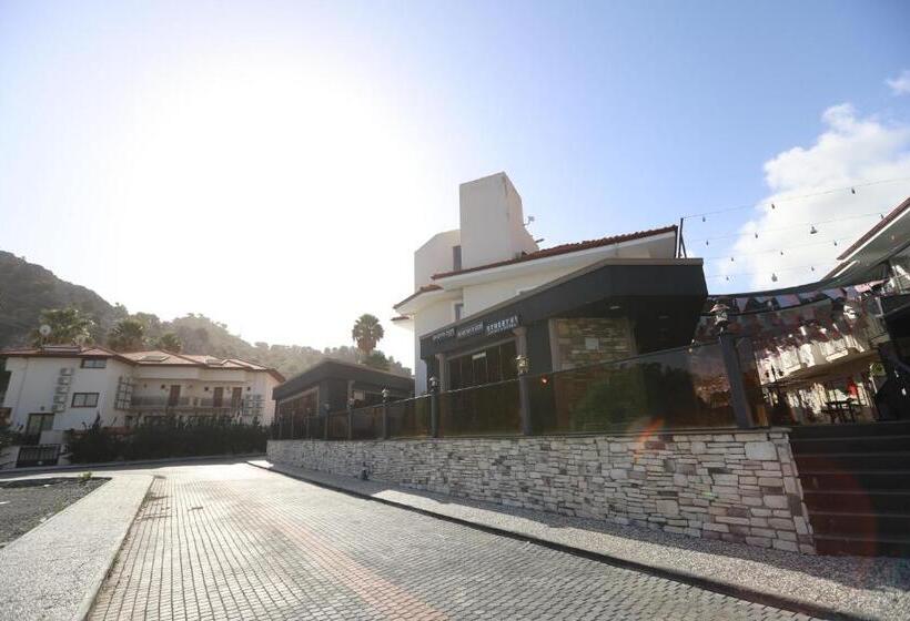 آپارتمان دوبلکس 1 خوابه, Dolphin Apart