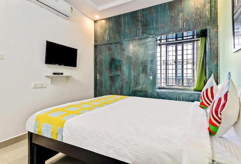 Quarto Estandar, Collection O Vennela Residency