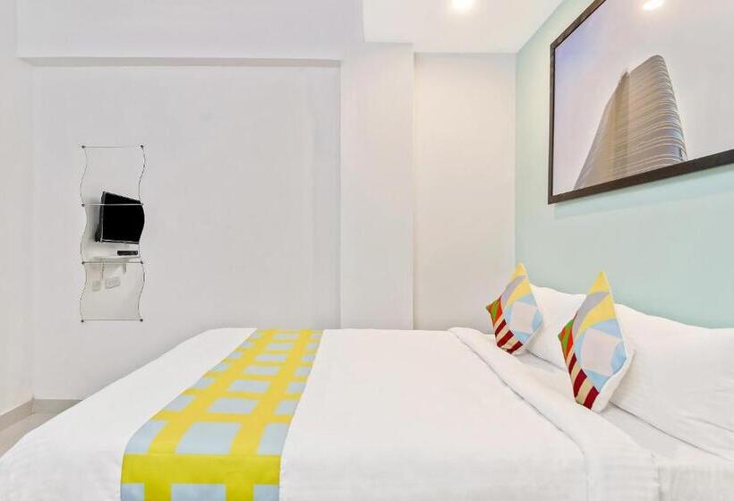 标准间, Collection O Vennela Residency