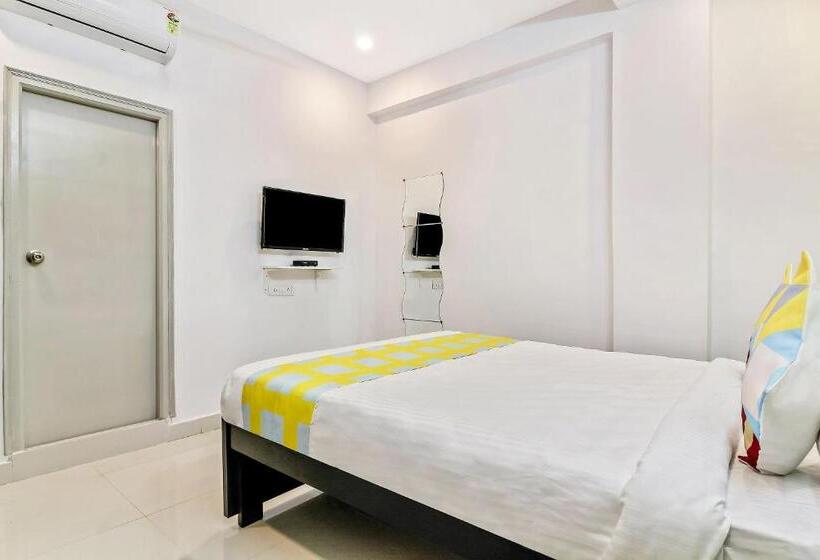 Quarto Estandar, Collection O Vennela Residency