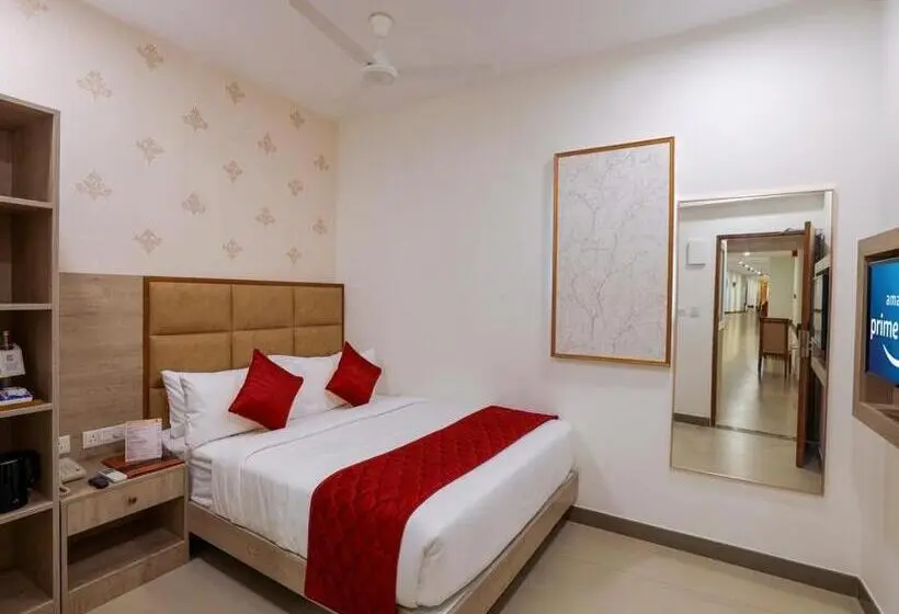 اتاق لوکس, Gopuram Residency