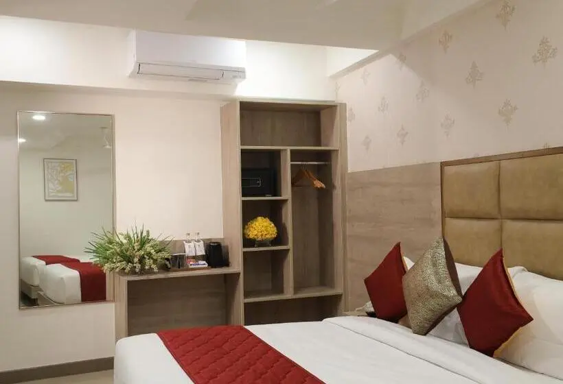 اتاق لوکس خانوادگی, Gopuram Residency