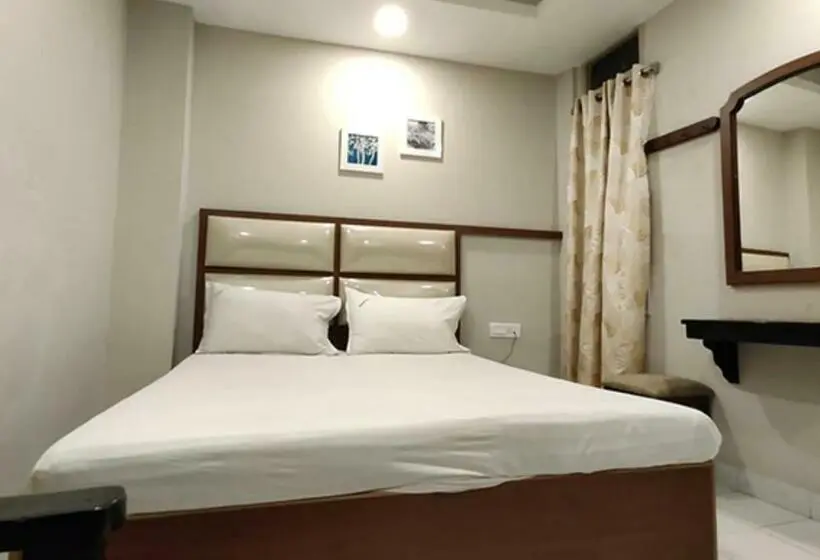 スタンダードシングルルーム, Sarovar Inn