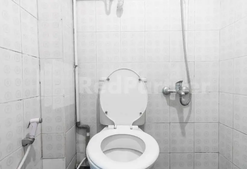 スタンダードルーム, Teratai Guesthouse At Rs Adam Malik Medan Mitra Reddoorz