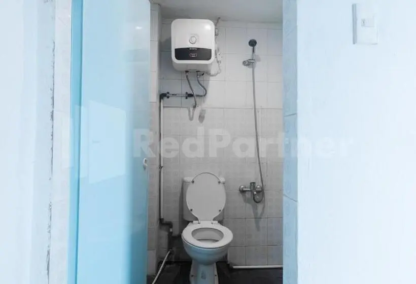 スタンダードルーム, Teratai Guesthouse At Rs Adam Malik Medan Mitra Reddoorz