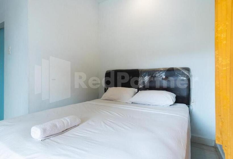 Camera Standard, Teratai Guesthouse At Rs Adam Malik Medan Mitra Reddoorz