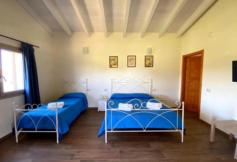 חדר סטנדרט לשלושה, Janas B&b