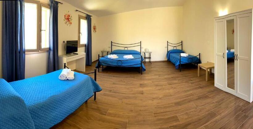 חדר סטנדרט לארבעה, Janas B&b