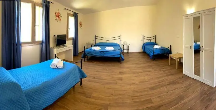 Standard Neljän Hengen Huone, Janas B&b