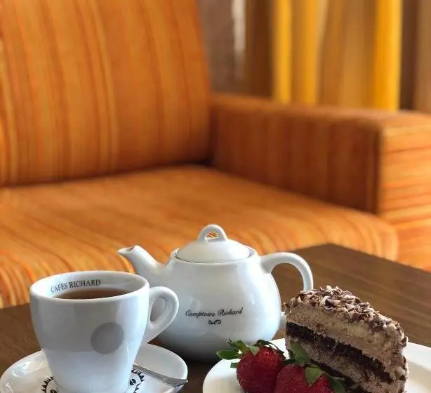 اتاق لوکس با بالکن, Park Hotel Panorama
