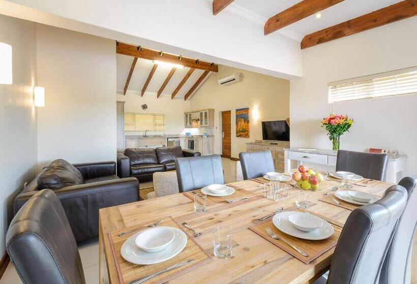 ツーベッドルーム　ヴィラ, The Kingdom Resort