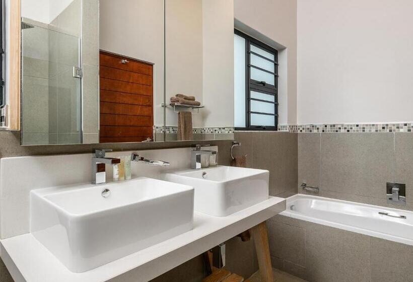 プール付３ベッドルーム　ビラ, The Kingdom Resort