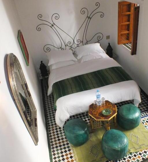 اتاق استاندارد چهار تخته, Dar Faracha Fes