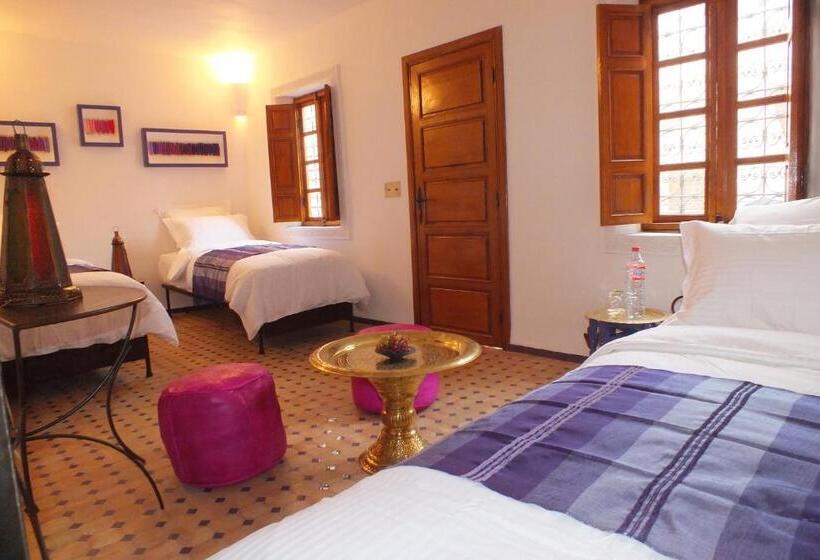 اتاق راحتی سه تخته, Dar Faracha Fes