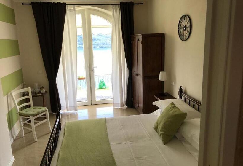 غرفة قياسية مطلّة علي البحيرة, B&b Lago Maggiore
