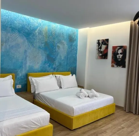 اتاق سه نفره سوپریور با چشم‌انداز دریا, Emaar Hotel Ksamil   Beachfront , Newly Renovated