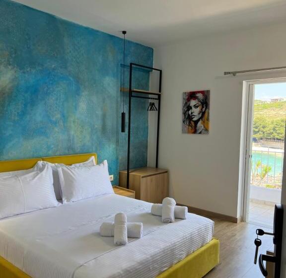 Deluxe-huone Sivuttainen Merinäkymä, Emaar Hotel Ksamil   Beachfront , Newly Renovated