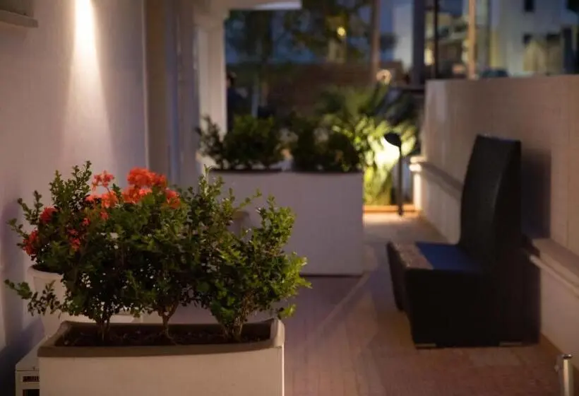 スタンダードインサイドビュールーム, Le Torrette Rooms And Apartments