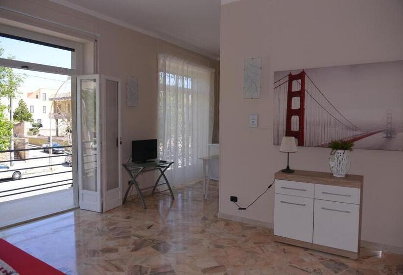 Апартаменты 1 Спальня с Балконом, Le Torrette Rooms And Apartments