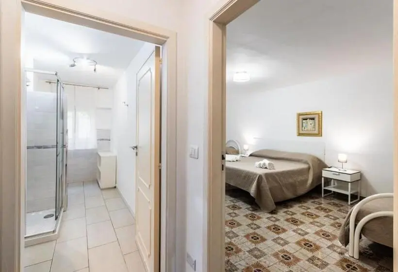 スタンダード４人部屋, Le Torrette Rooms And Apartments