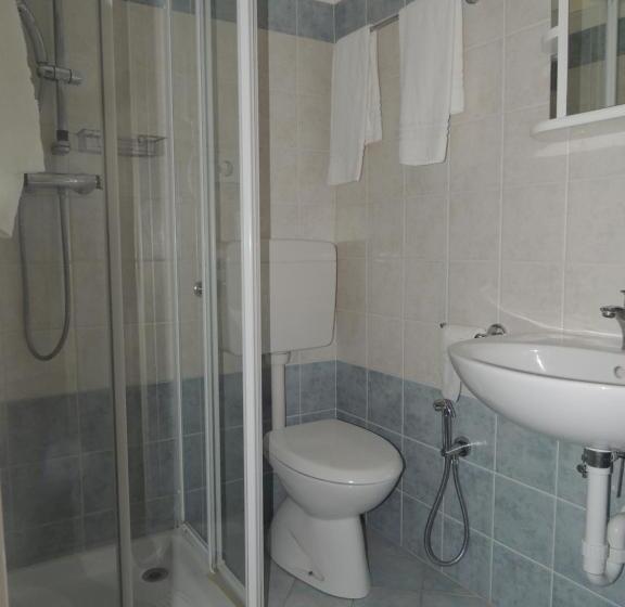 Номер Стандарт Трехместный, Ai Fiori