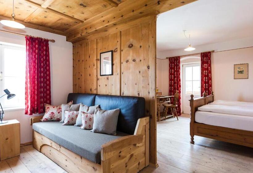 חדר סופריור עם מרפסת, Der Zirmerhof