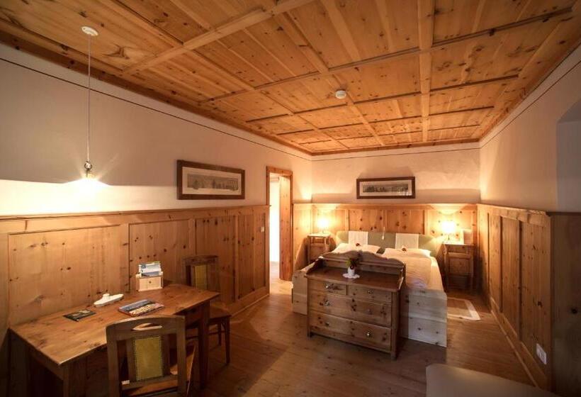 חדר סטנדרט, Der Zirmerhof