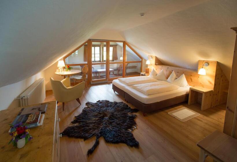 חדר סטנדרט, Der Zirmerhof