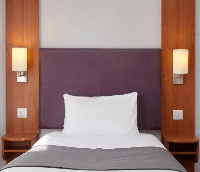 스탠다드 싱글 룸, Wheatsheaf By Chef & Brewer Collection