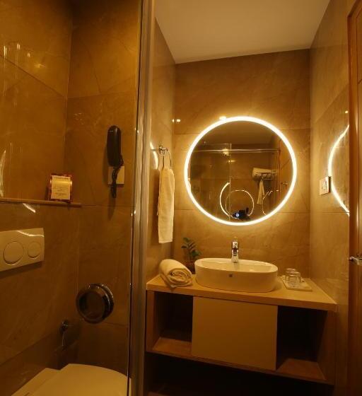 غرفة قياسية سرير كينج, Mintotel Wayanad