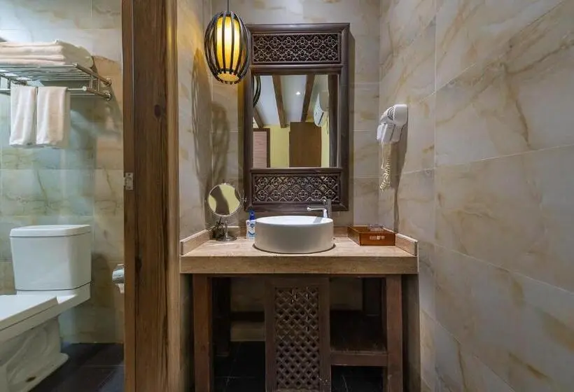 Deluxe-huone, Lijiang Gui Yuan Tian Ju Guesthouse
