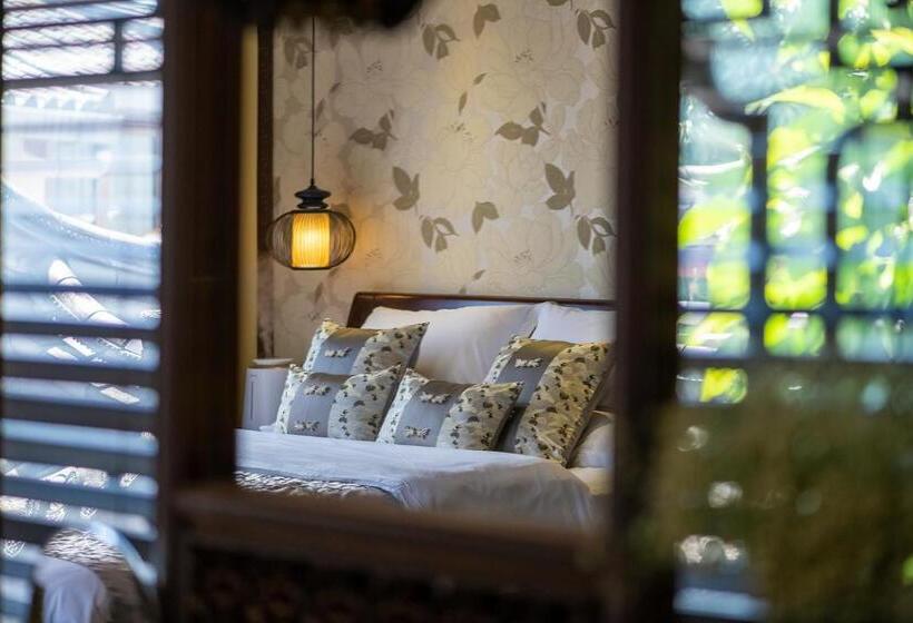 带大床的复式套间, Lijiang Gui Yuan Tian Ju Guesthouse