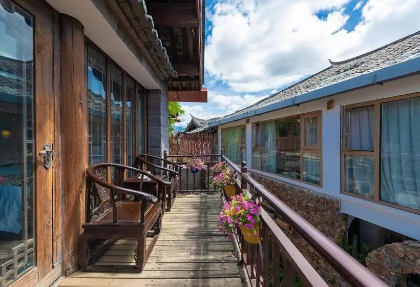 Deluxe Suite King Bed, Lijiang Gui Yuan Tian Ju Guesthouse