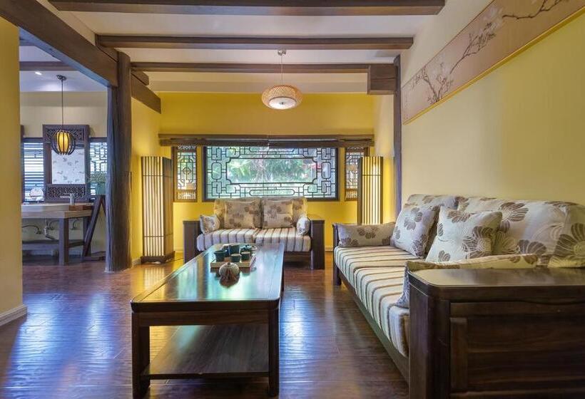 带大床的复式套间, Lijiang Gui Yuan Tian Ju Guesthouse