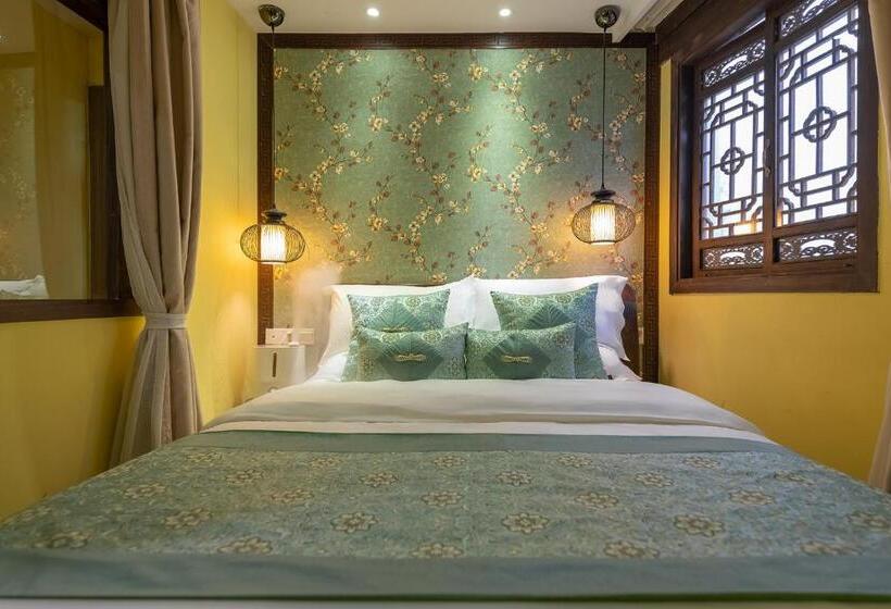 带2个卧室的套房, Lijiang Gui Yuan Tian Ju Guesthouse