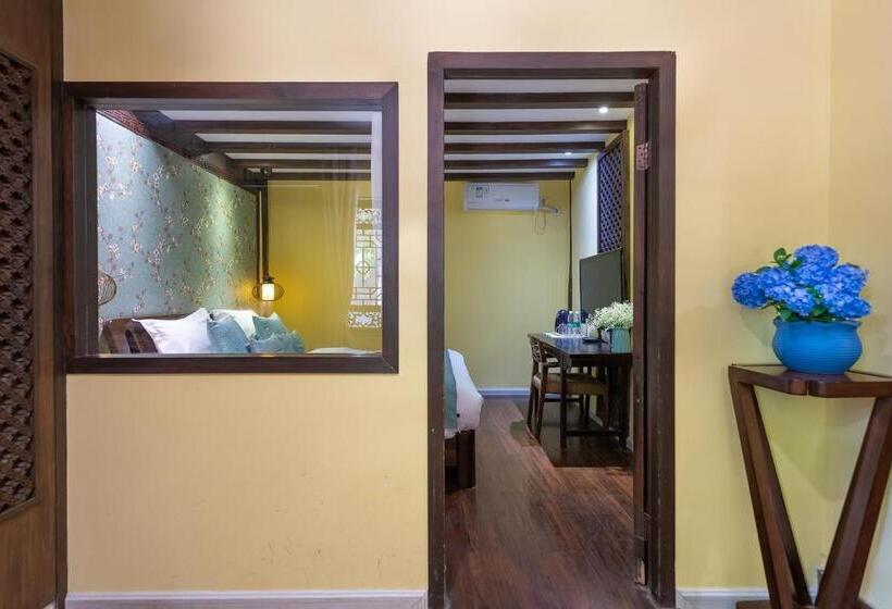 带2个卧室的套房, Lijiang Gui Yuan Tian Ju Guesthouse