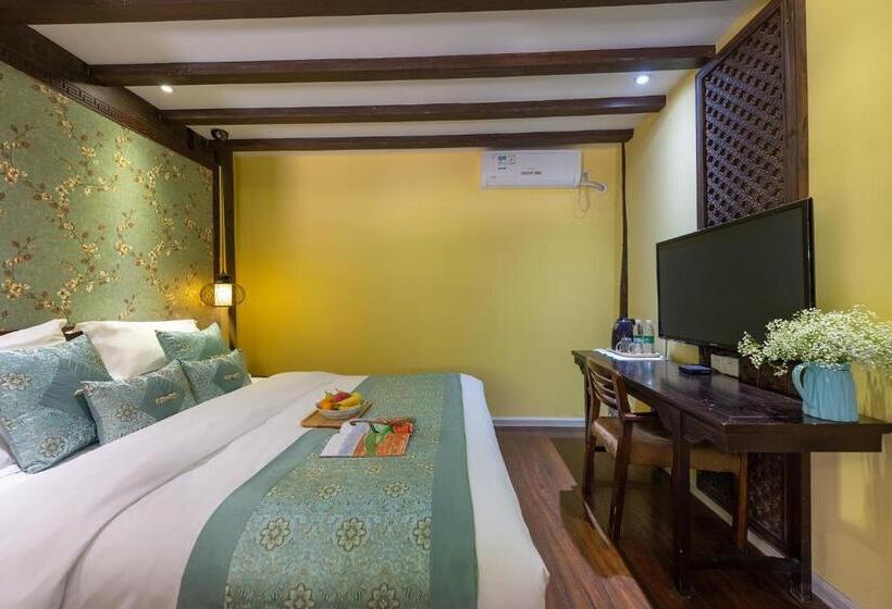 带2个卧室的套房, Lijiang Gui Yuan Tian Ju Guesthouse