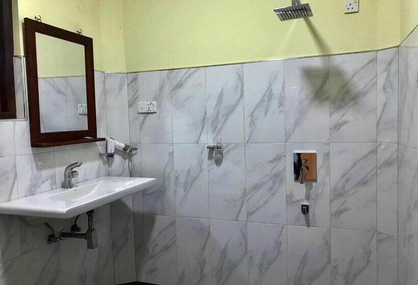 غرفة قياسية سرير كينج, Sigiriya Paradise Inn