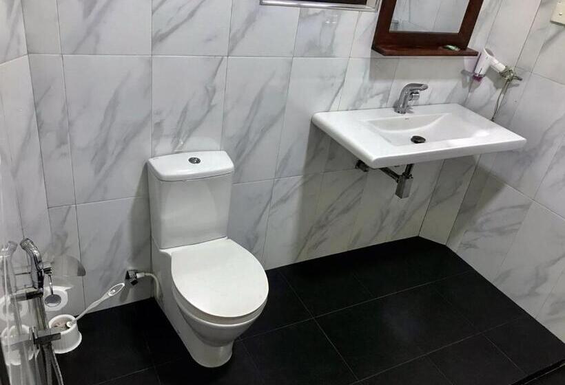 스탠다드 룸 킹사이즈 침대, Sigiriya Paradise Inn