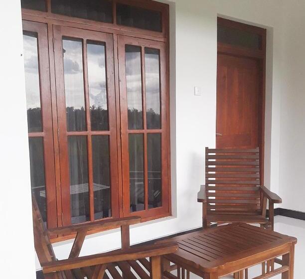 스탠다드 룸 킹사이즈 침대, Sigiriya Paradise Inn