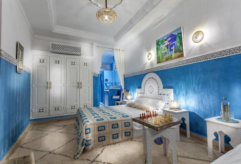 سوییت, Astra Damus