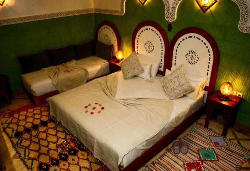 سوییت جونیور, Astra Damus