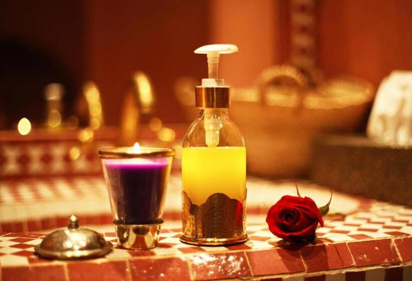 اتاق لوکس, Astra Damus